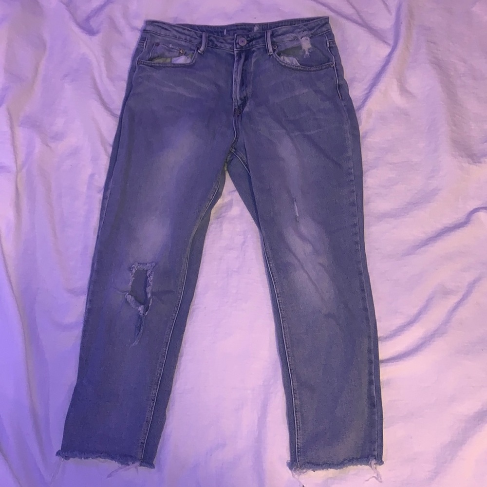 Almost Famous distressed blue jeans